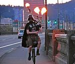 Click image for larger version

Name:	Darth Vader in a kilt on a unicycle playing flaming bagpipes.jpg
Views:	189
Size:	322.9 KB
ID:	122747