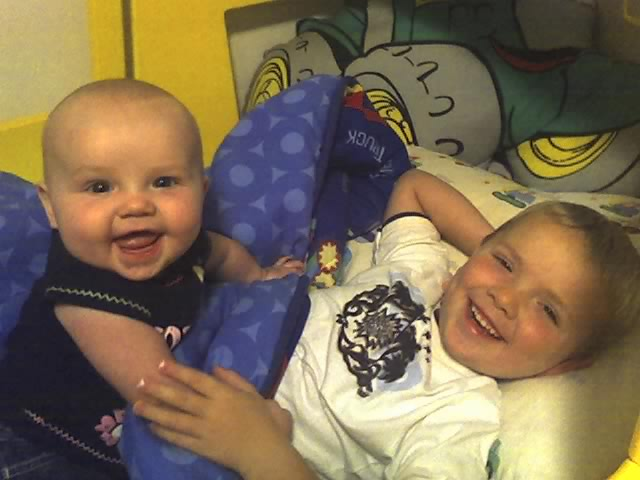 Name:  Lucas and Hailey 8_27_07.BMP
Views: 303
Size:  900.1 KB
