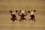 Click image for larger version

Name:	Monkeys.jpg
Views:	160
Size:	12.1 KB
ID:	152051