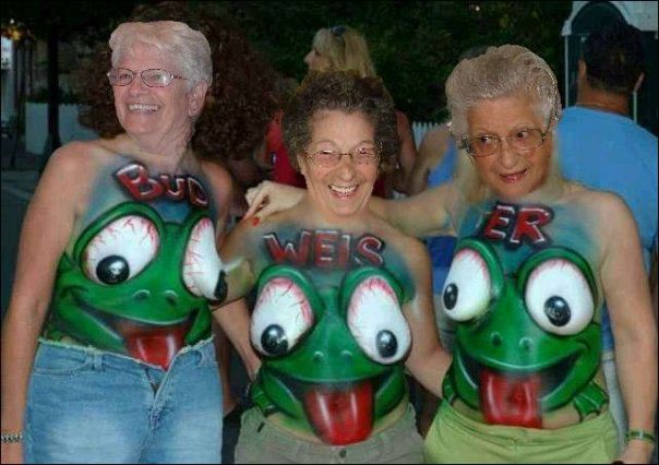Name:  budweiser gals.bmp
Views: 195
Size:  753.9 KB