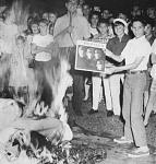 Click image for larger version

Name:	beatles-burn1.jpg
Views:	146
Size:	189.9 KB
ID:	64205