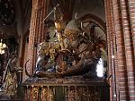 Click image for larger version

Name:	800px-Stockholm-Storkyrkan_(St.Georg).jpg
Views:	144
Size:	171.7 KB
ID:	75329