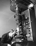 Click image for larger version

Name:	Me with my microscope.jpg
Views:	1953
Size:	92.1 KB
ID:	190481
