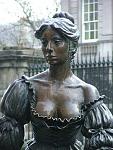 Click image for larger version

Name:	statue_molly_malone.jpg
Views:	116
Size:	37.4 KB
ID:	91168
